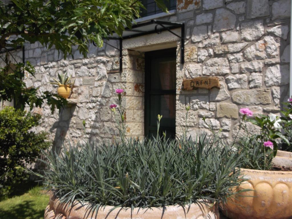 Sivros Stone Cottages Экстерьер фото