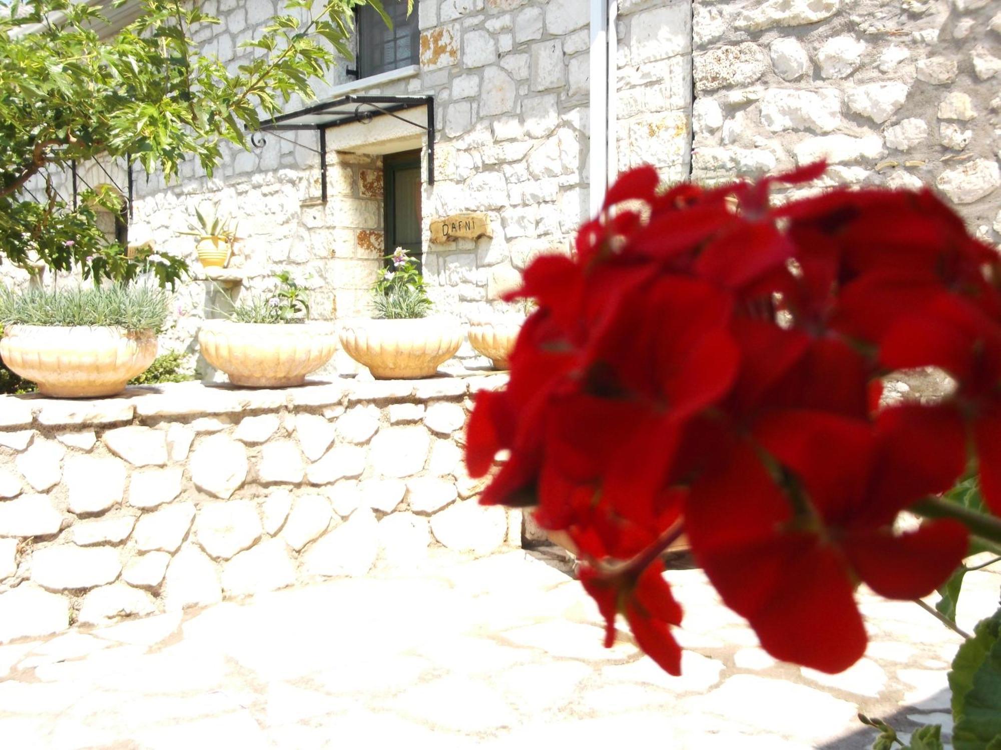 Sivros Stone Cottages Экстерьер фото